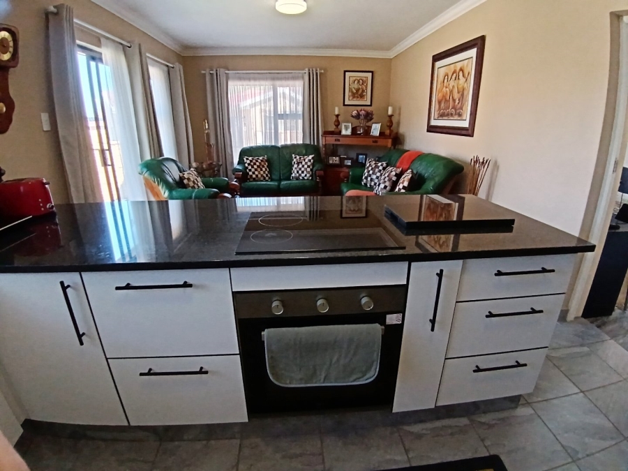 2 Bedroom Property for Sale in Island Cove Western Cape